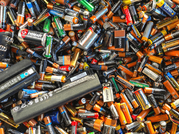 Smaltimento-Batterie-Esauste